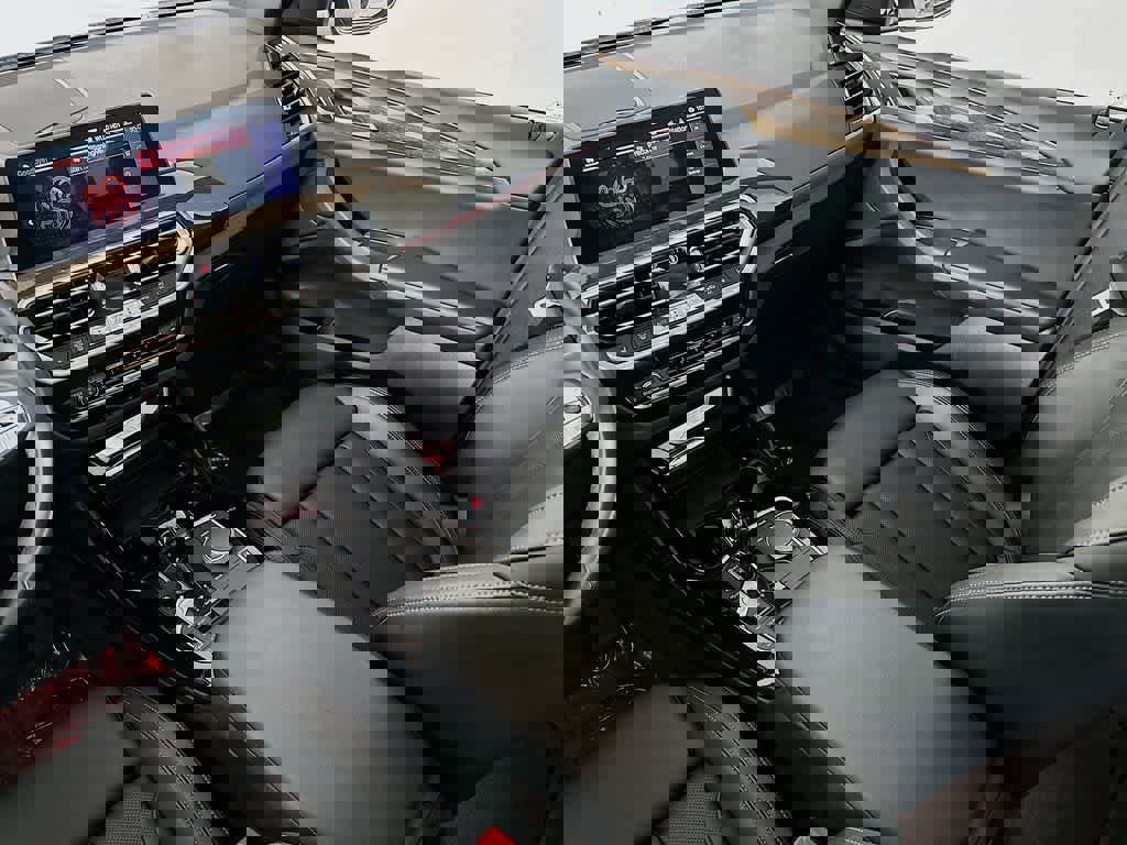 Used 2023 BMW X3 xDrive30i w/ Premium Essential Package image 14