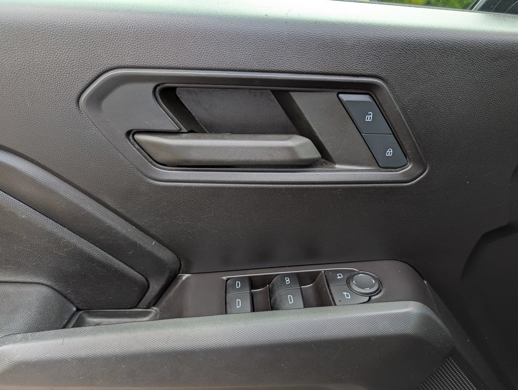 Used 2024 Chevrolet Colorado Trail Boss w/ Technology Package AWD/4WD image 19