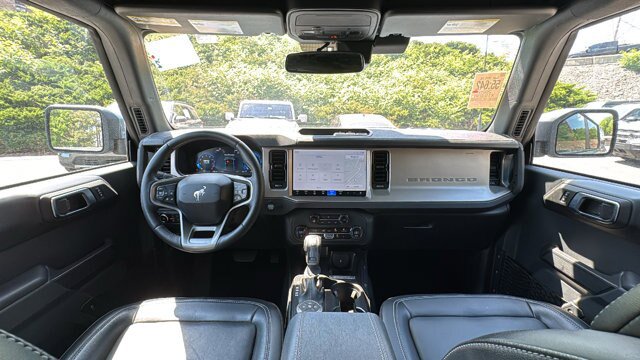 Certified 2025 Ford Bronco Outer Banks AWD/4WD image 20