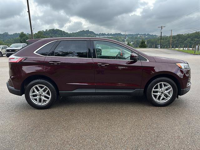 Certified 2024 Ford Edge SEL w/ Convenience Package AWD/4WD image 5