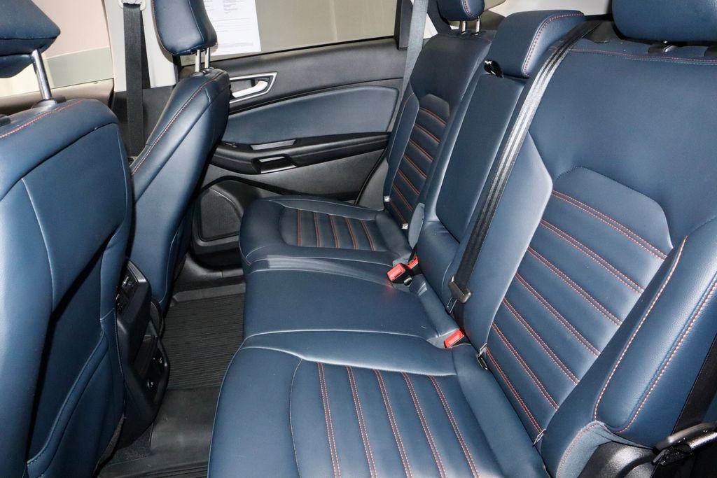 Certified 2024 Ford Edge SEL w/ Sport Appearance Package AWD/4WD image 22