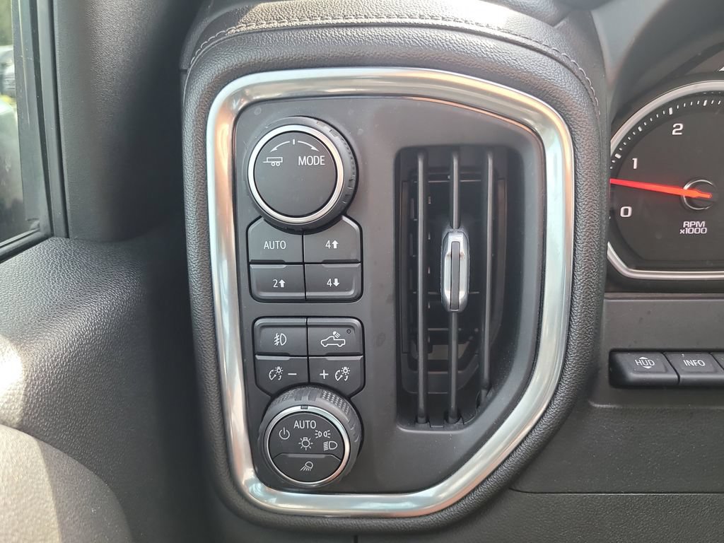 Used 2020 Chevrolet Silverado 2500 High Country w/ Z71 Off-Road Package AWD/4WD image 27