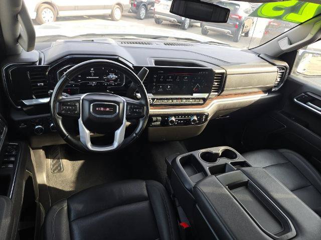 Used 2025 GMC Sierra 1500 SLT AWD/4WD image 18