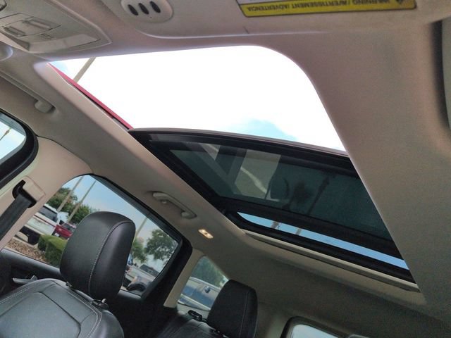Certified 2018 Ford Escape Titanium w/ Ford Safe & Smart Package AWD/4WD image 20