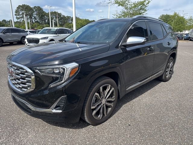 Used 2020 GMC Terrain Denali w/ Denali Premium Package FWD image 17