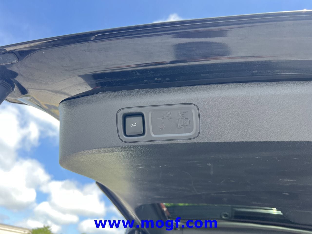 Certified 2024 Ford Expedition Limited RWD image 27