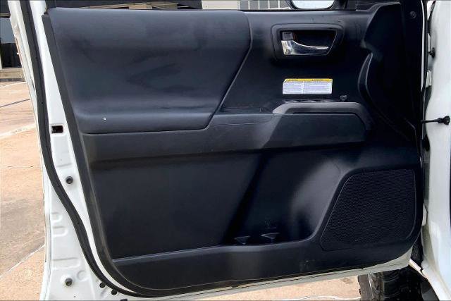Used 2019 Toyota Tacoma TRD Off-Road image 21