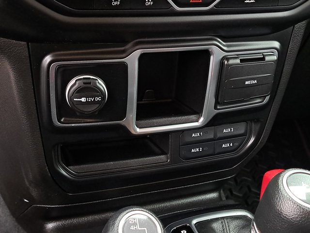 Used 2022 Jeep Wrangler Sport image 30