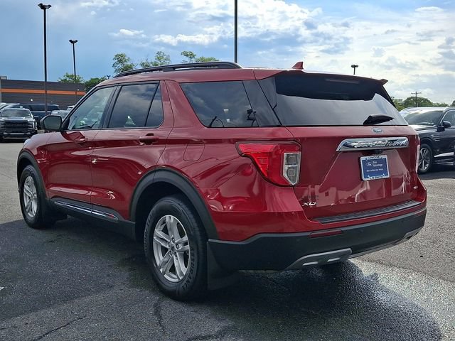 Certified 2020 Ford Explorer XLT w/ Equipment Group 202A AWD/4WD image 4