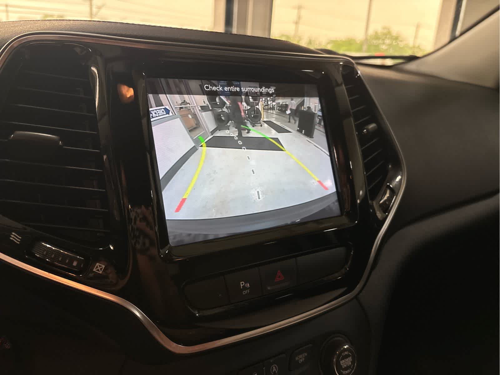 Used 2020 Jeep Cherokee Limited AWD/4WD image 23