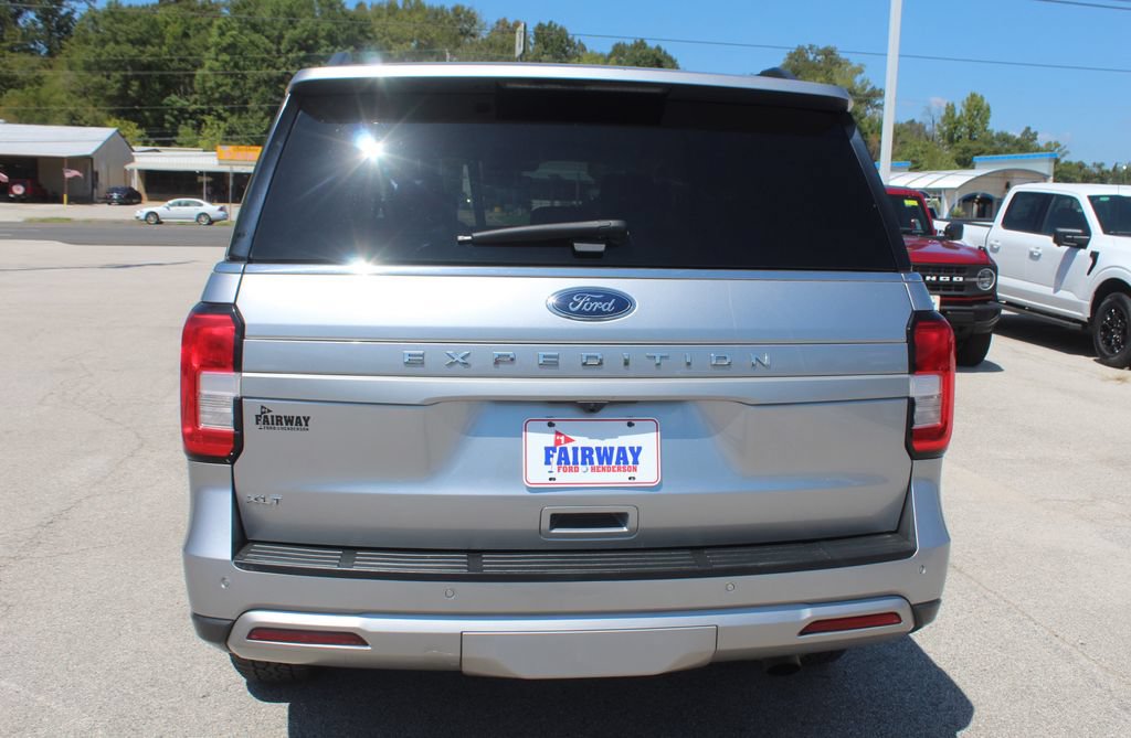 Certified 2022 Ford Expedition XLT RWD image 9