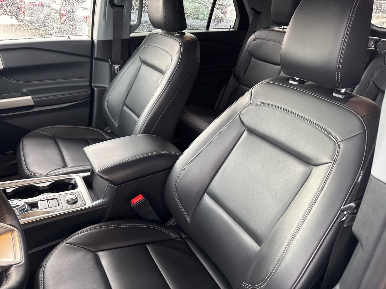 Certified 2023 Ford Explorer XLT w/ Equipment Group 202A AWD/4WD image 24
