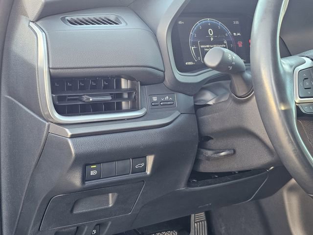 Used 2024 Toyota Grand Highlander XLE image 19