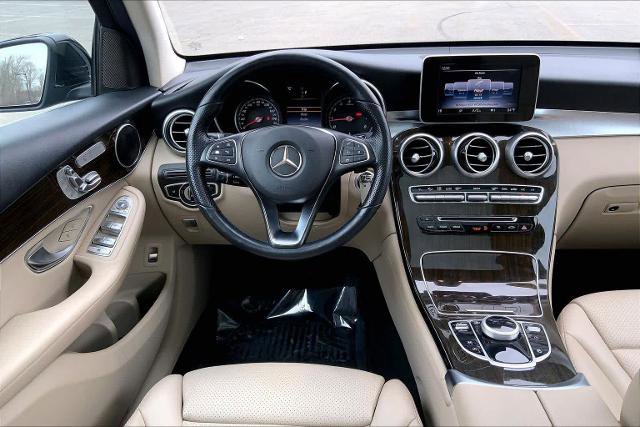 Used 2019 Mercedes-Benz GLC 300 4MATIC image 6