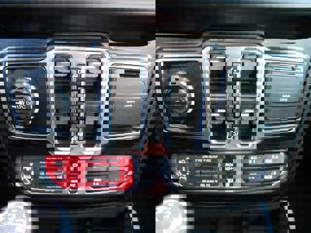 Used 2021 Jeep Wrangler Unlimited Rubicon w/ Cold Weather Group image 26