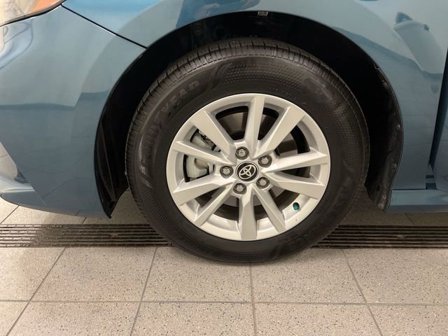 Used 2025 Toyota Camry LE w/ Convenience Package image 9