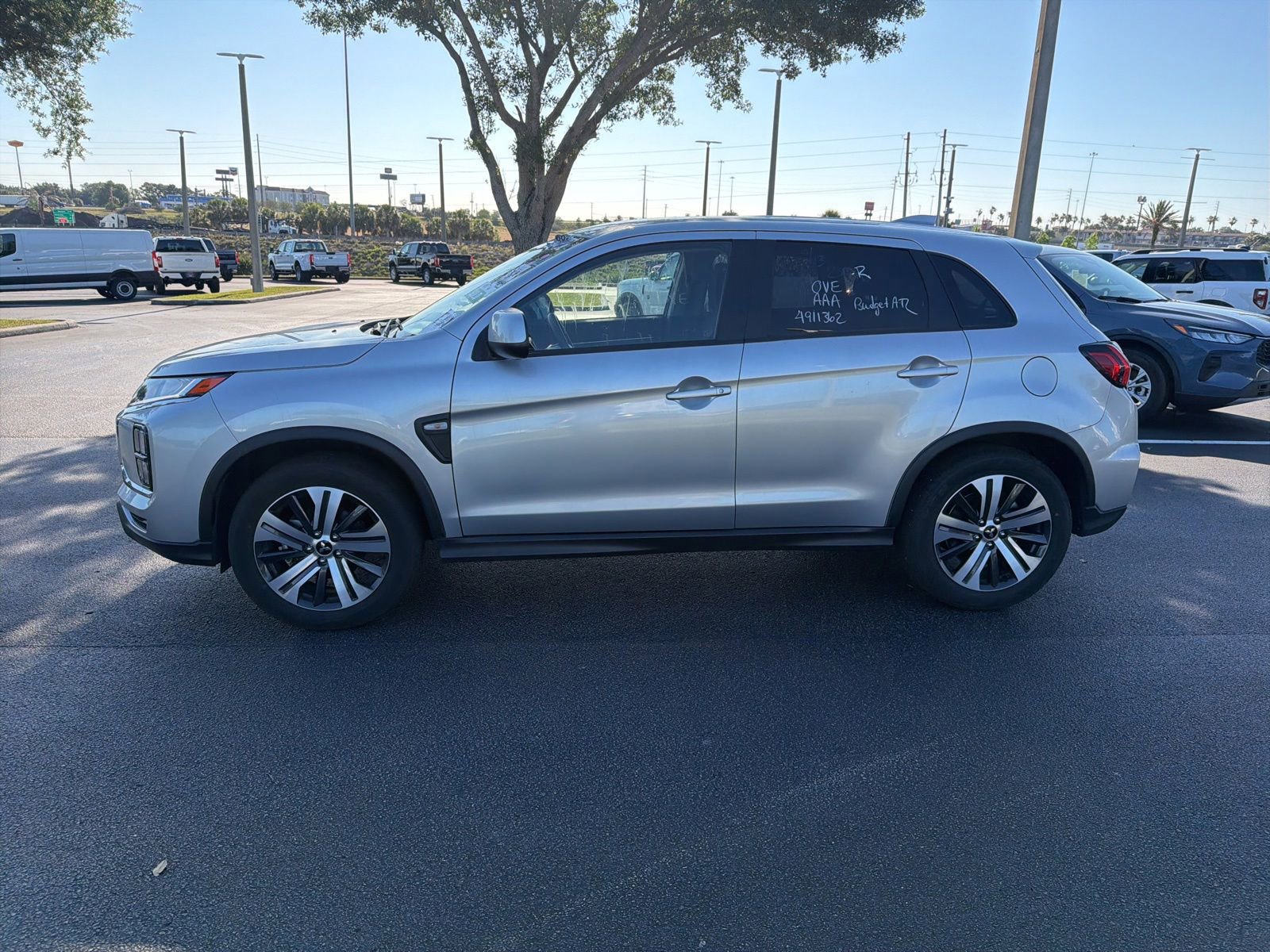 Used 2025 Mitsubishi Outlander Sport ES AWD/4WD image 14
