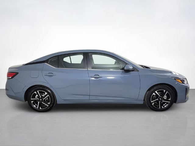 Used 2025 Nissan Sentra SV w/ All-Weather Package FWD image 2
