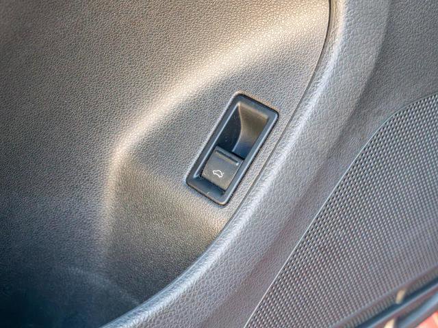 Used 2017 Volkswagen Jetta SEL image 18