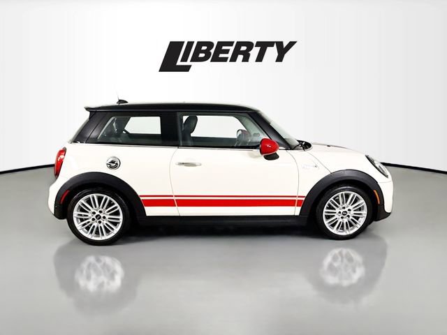 Used 2019 MINI Cooper S w/ Premium Package image 8