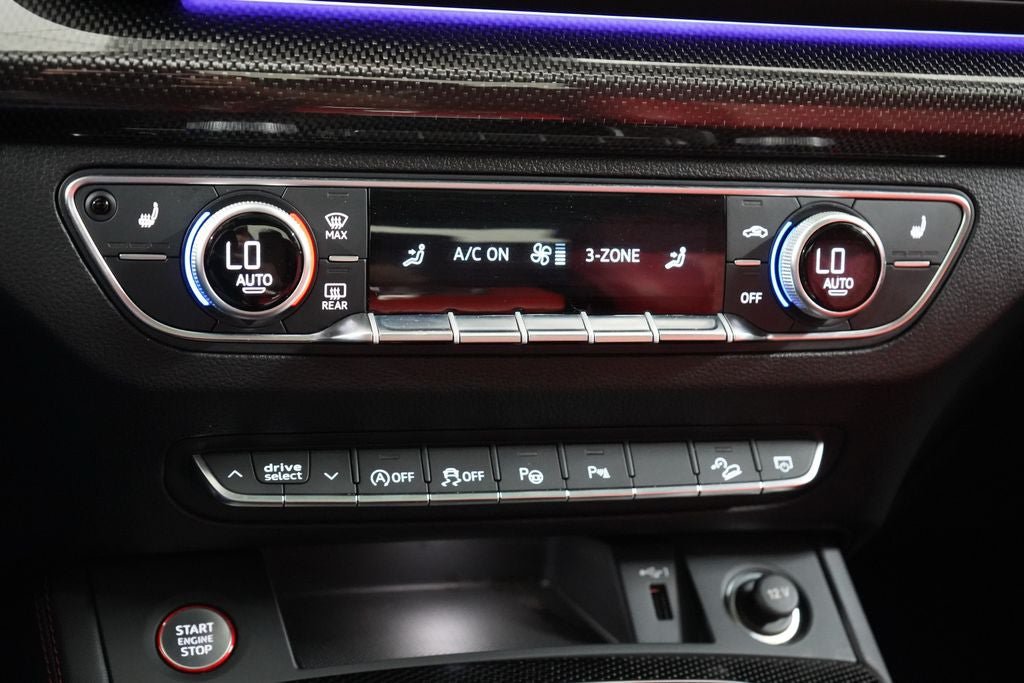 Used 2024 Audi SQ5 Prestige AWD/4WD image 28