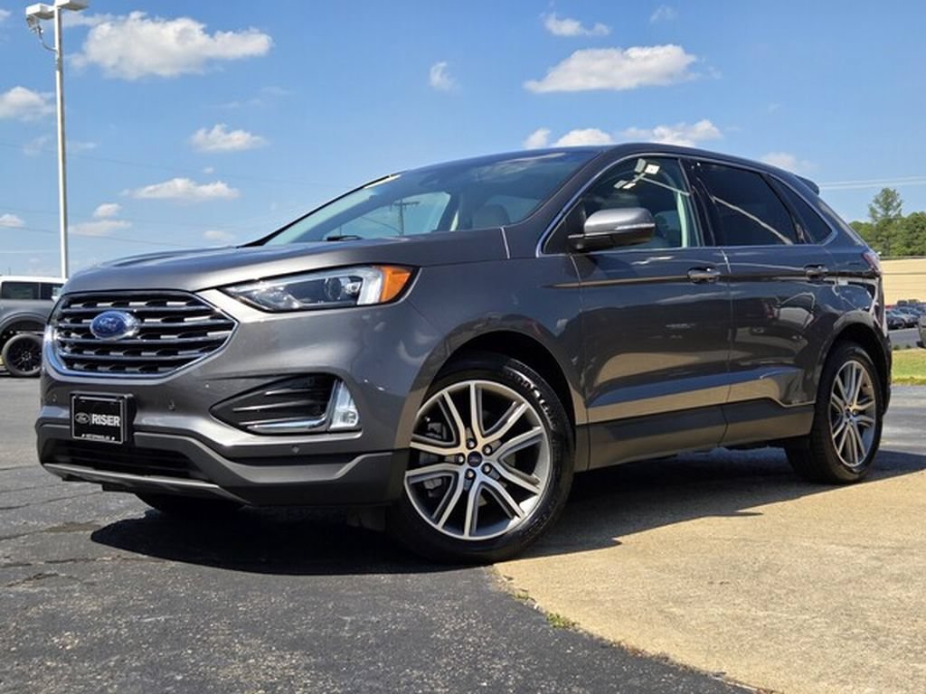 Certified 2022 Ford Edge Titanium AWD/4WD image 24