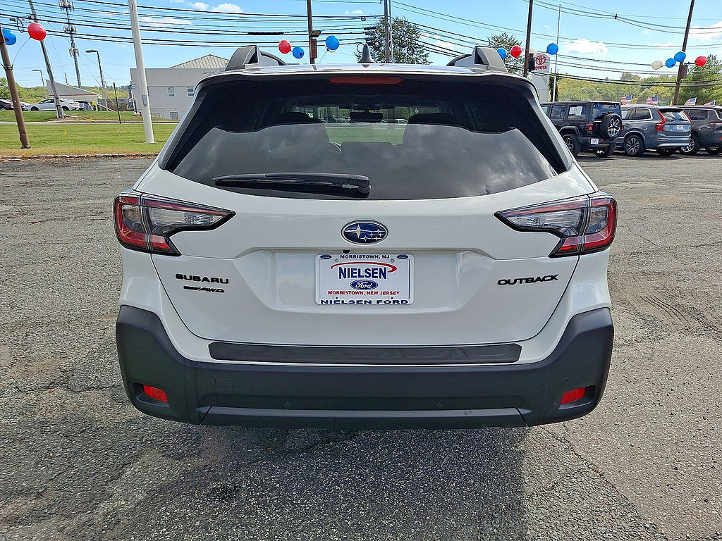 Used 2025 Subaru Outback Onyx Edition AWD/4WD image 29