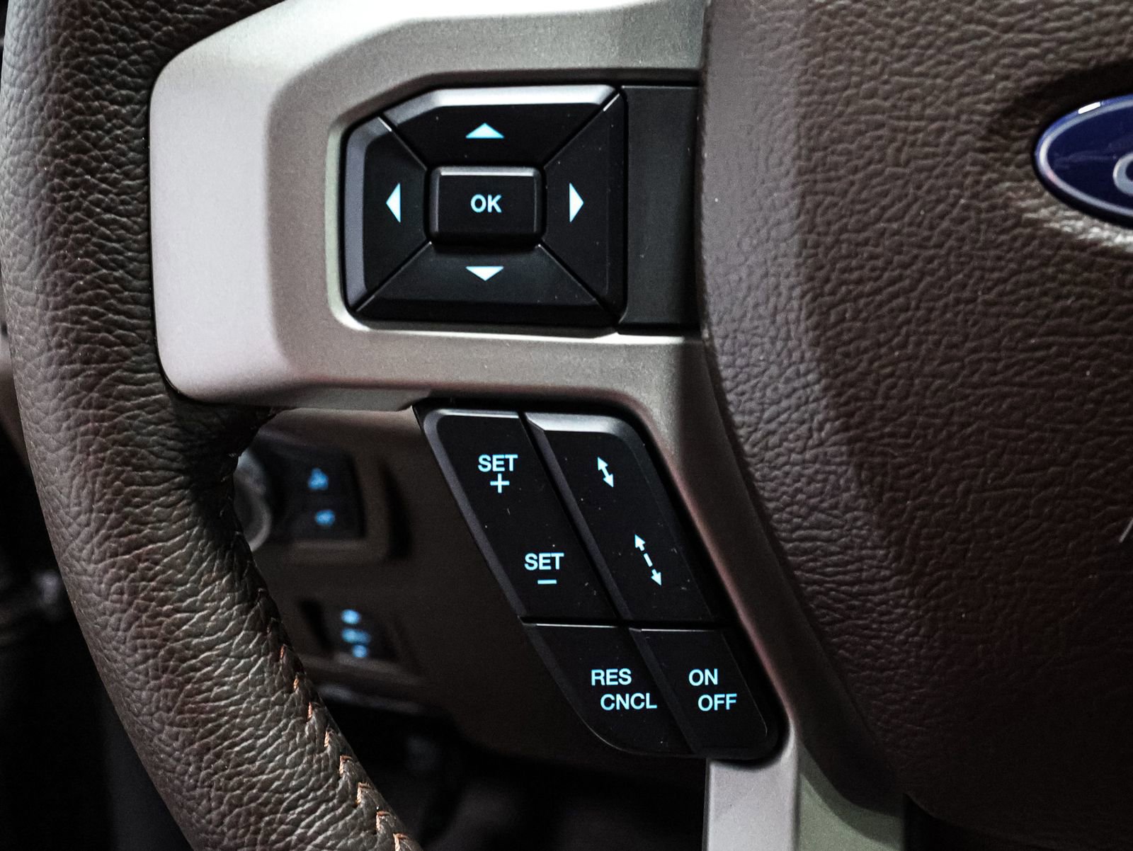 Certified 2022 Ford F450 King Ranch w/ Chrome Package image 37