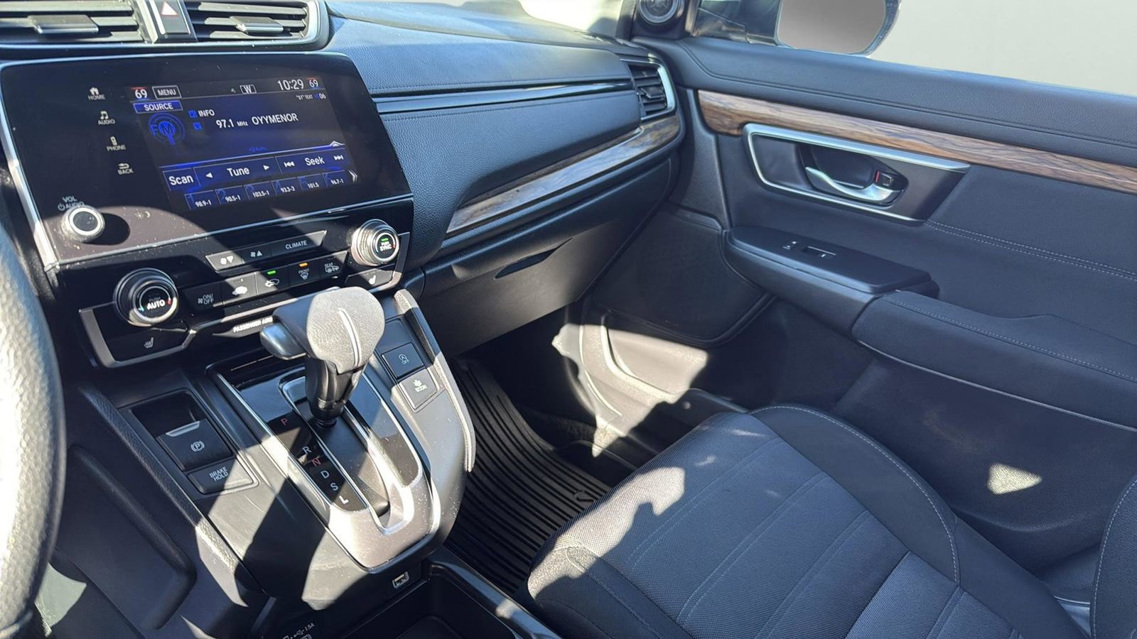 Used 2021 Honda CR-V EX image 18