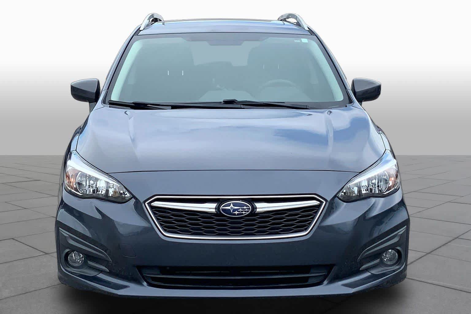 Used 2017 Subaru Impreza 2.0i Premium AWD/4WD image 4