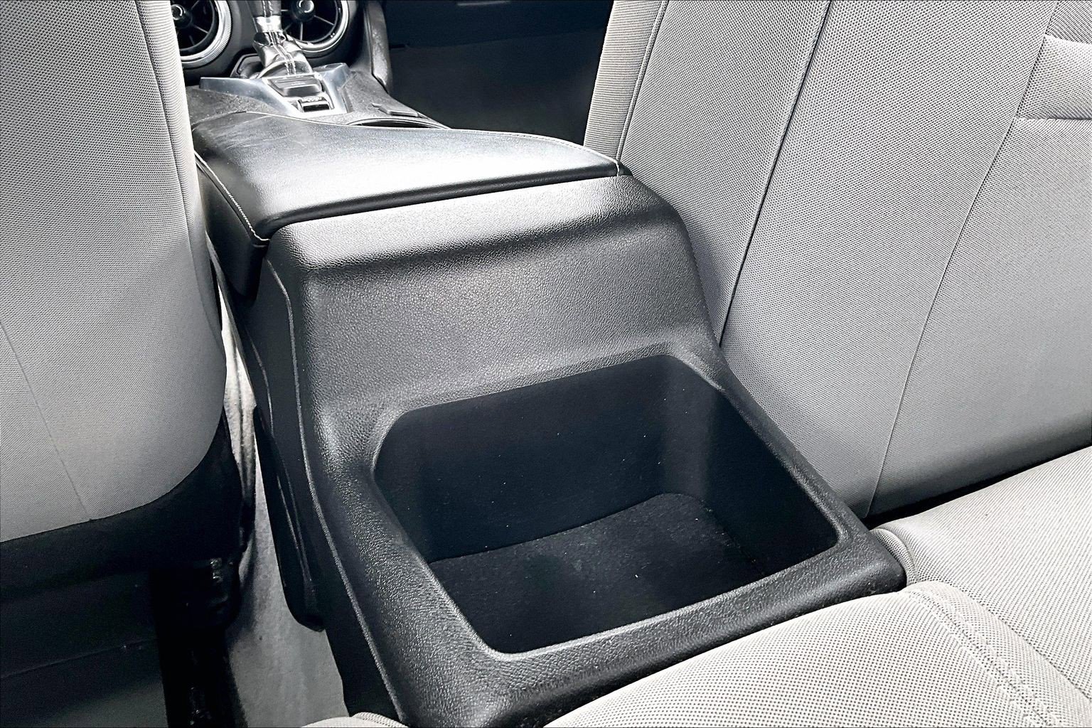 Used 2019 Chevrolet Camaro LT RWD image 33