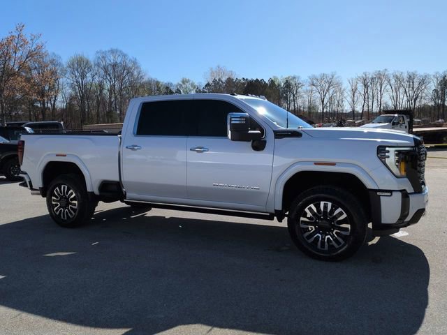 Used 2025 GMC Sierra 2500 Denali Ultimate w/ Max Trailering Package image 7