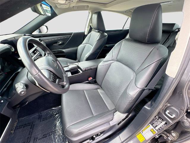 Used 2022 Lexus ES 300h image 17