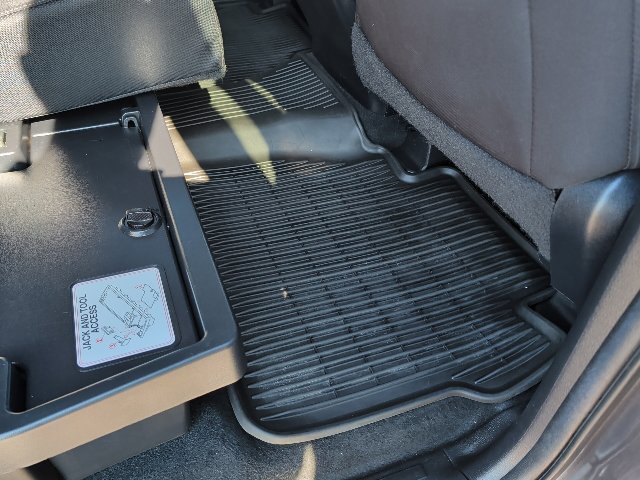 Used 2021 Toyota Tundra SR5 AWD/4WD image 31