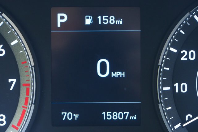 Used 2022 Hyundai Venue SEL w/ Cargo Package FWD image 29