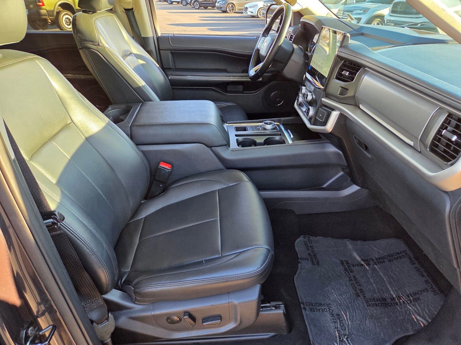 Certified 2024 Ford Expedition Max XLT image 16