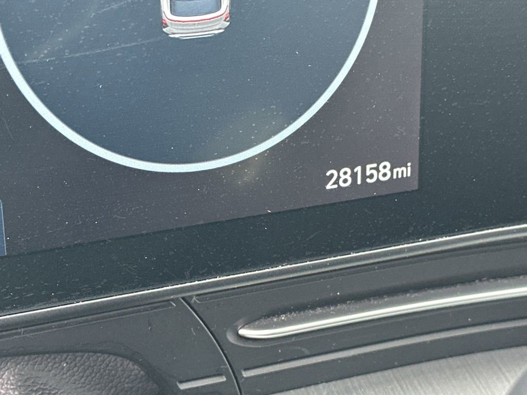 Used 2024 Hyundai Kona Limited image 28