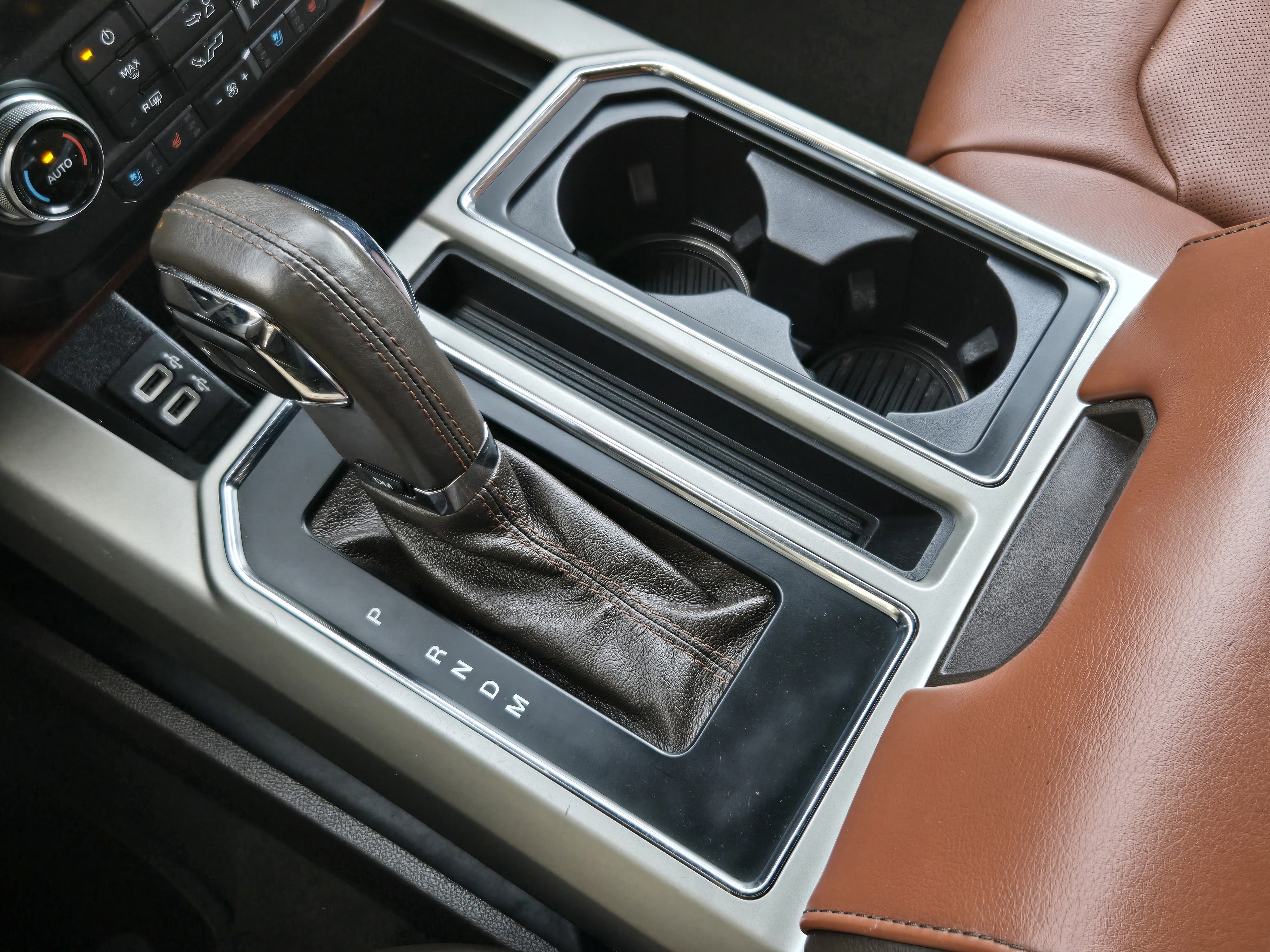 Certified 2020 Ford F150 King Ranch w/ Equipment Group 601A Luxury image 15