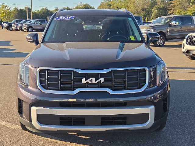 Used 2025 Kia Telluride S FWD image 8