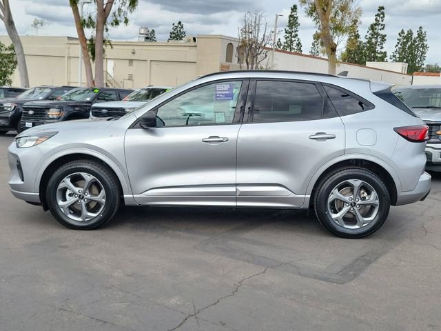 Certified 2024 Ford Escape ST-Line image 2