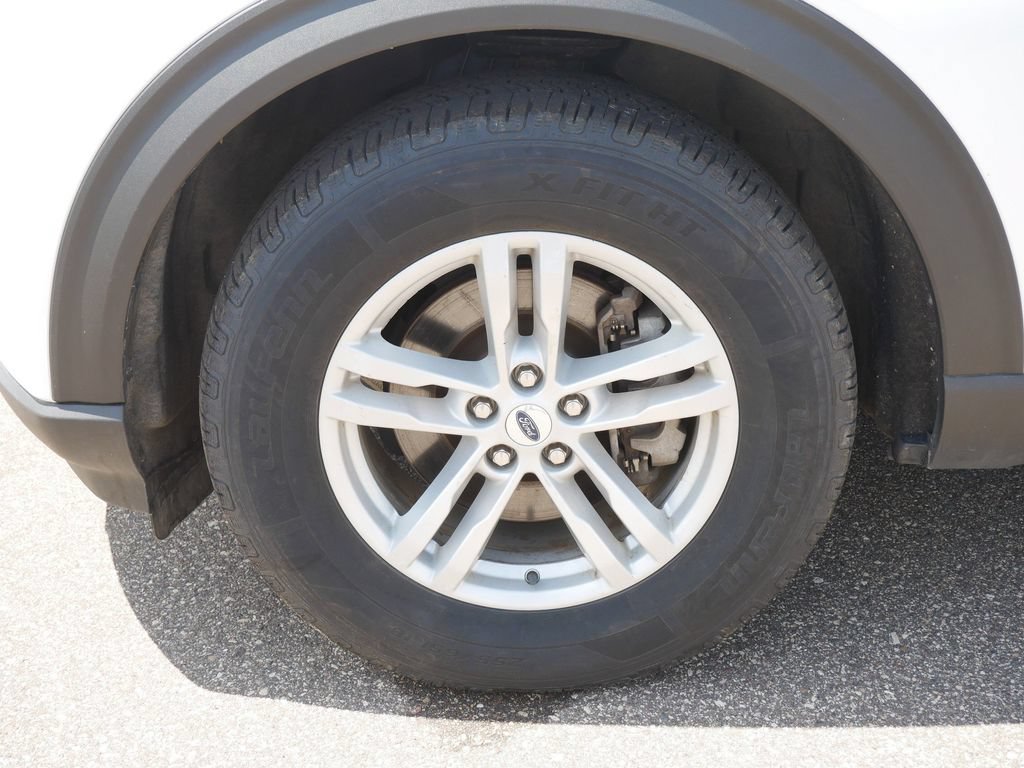 Certified 2024 Ford Explorer XLT AWD/4WD image 8