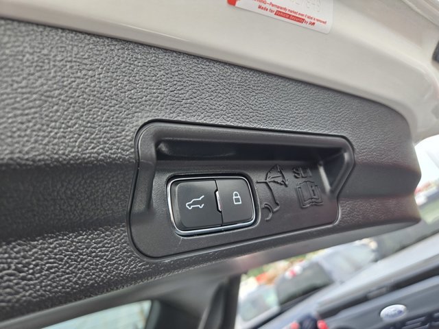 Certified 2023 Ford Explorer Limited w/ Limited Technology Package AWD/4WD image 39