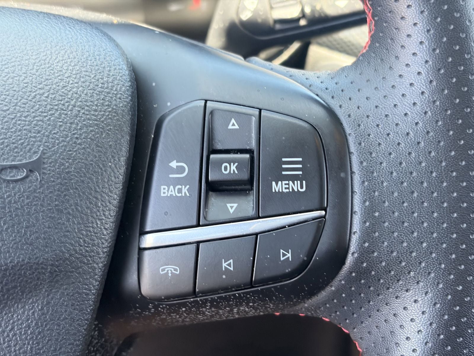 Certified 2024 Ford Escape ST-Line FWD image 28