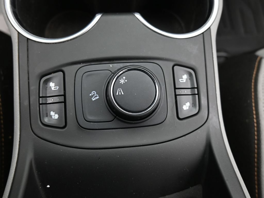 Used 2018 GMC Terrain SLE w/ Driver Convenience Package FWD image 13
