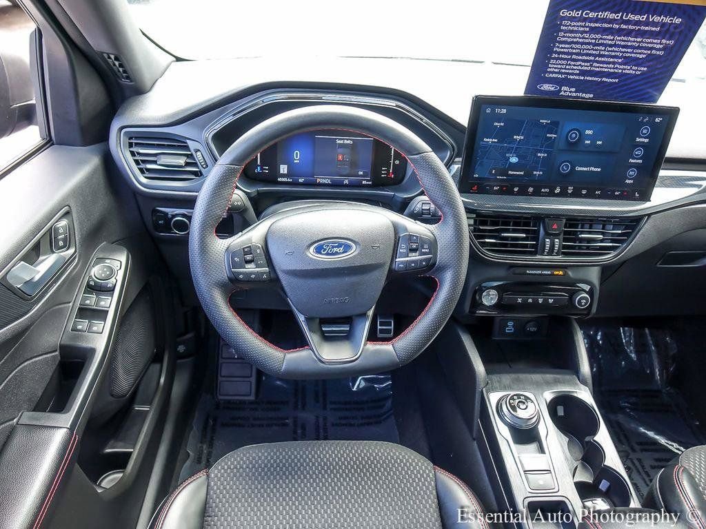 Certified 2023 Ford Escape ST-Line w/ Tech Pack #1 AWD/4WD image 13