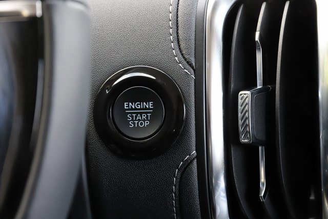 Certified 2025 Ford Expedition Platinum w/ Driver's Package image 33