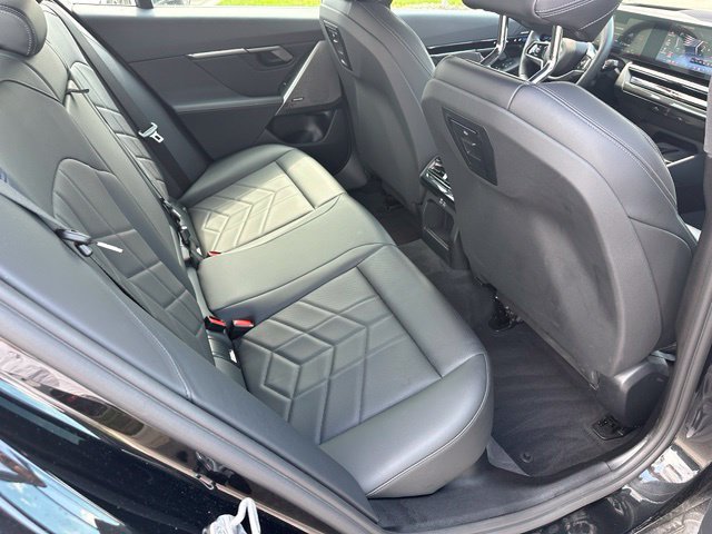 Used 2025 BMW 530i xDrive AWD/4WD image 9