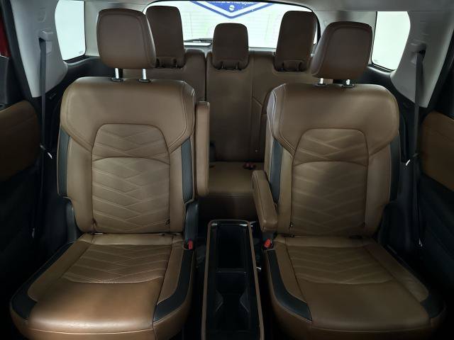 Used 2023 Nissan Pathfinder Platinum w/ Lighting Package (N92) AWD/4WD image 23