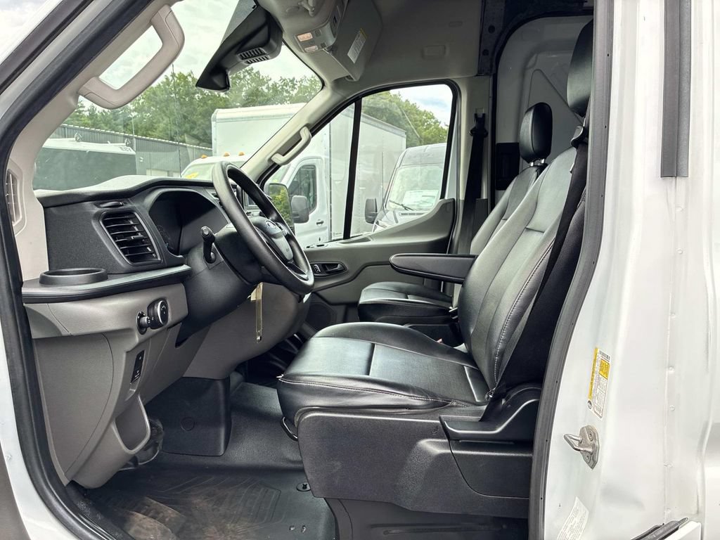 Certified 2024 Ford Transit 250 148 High Roof RWD image 20
