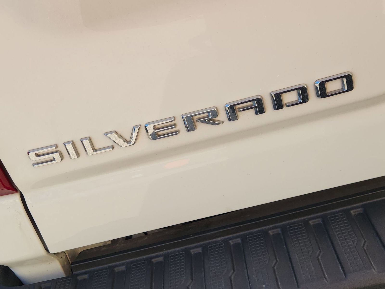 Used 2025 Chevrolet Silverado 2500 Custom w/ Custom Value Package image 29